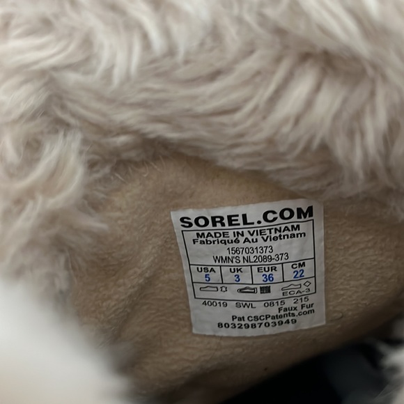 Sorel winter boots - Picture 2 of 4